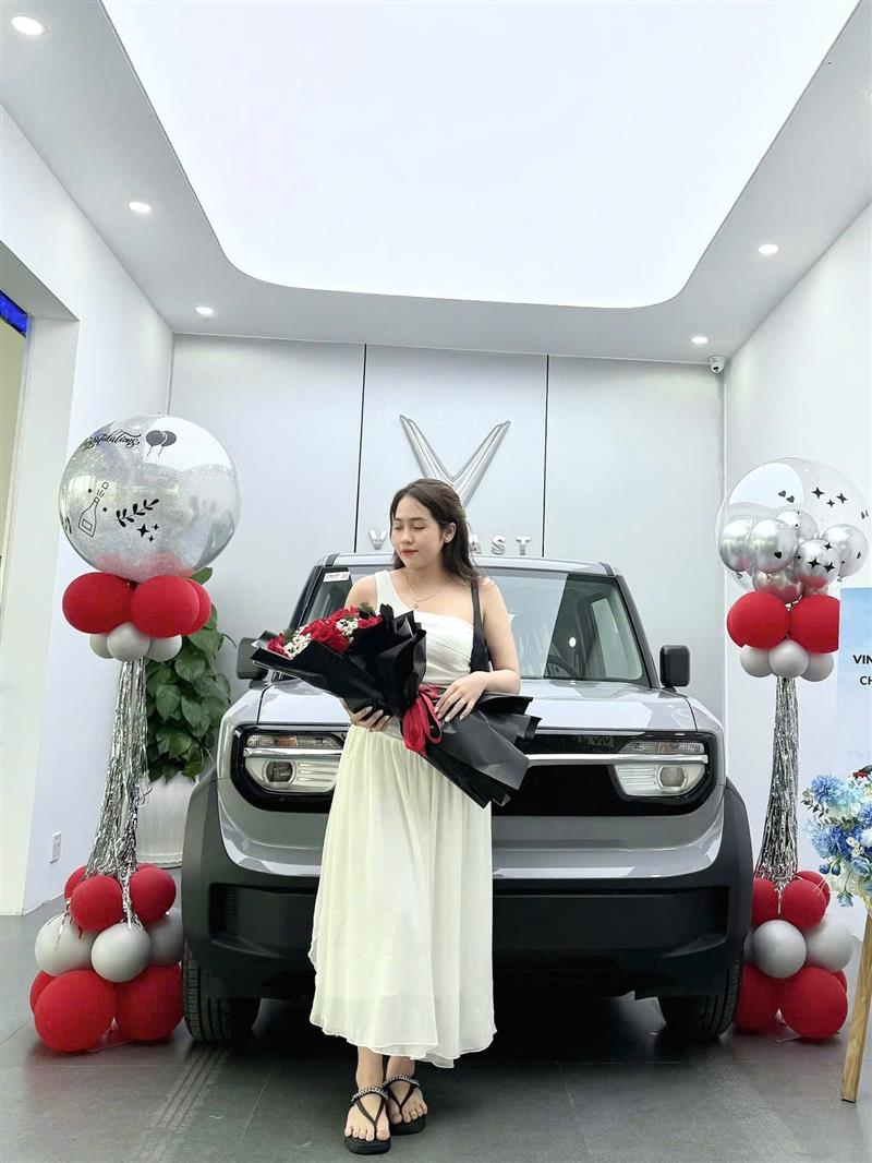 Mừng Quý Khách Hàng Nhận Xe Mới